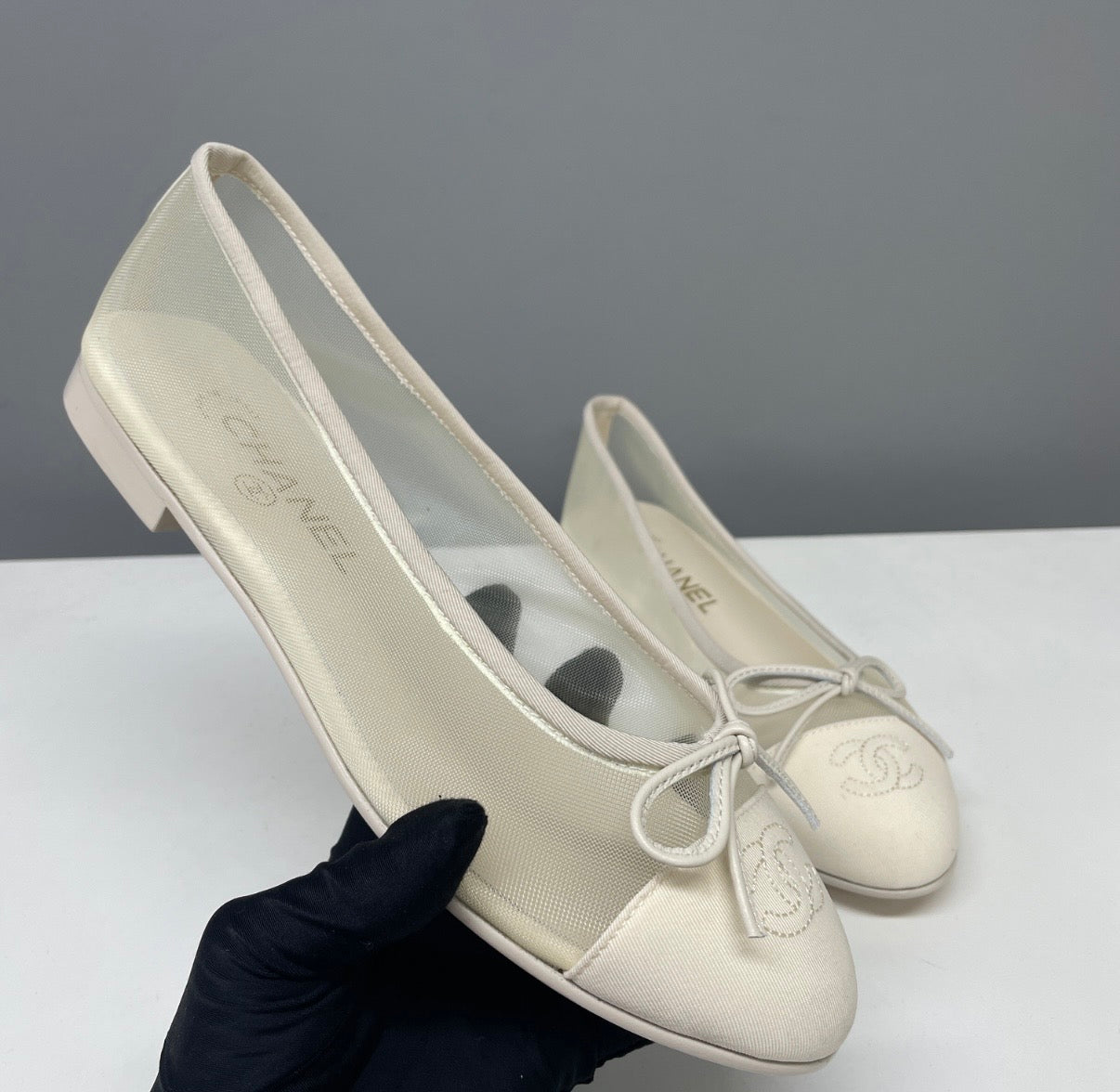 Ballerine transparente écru