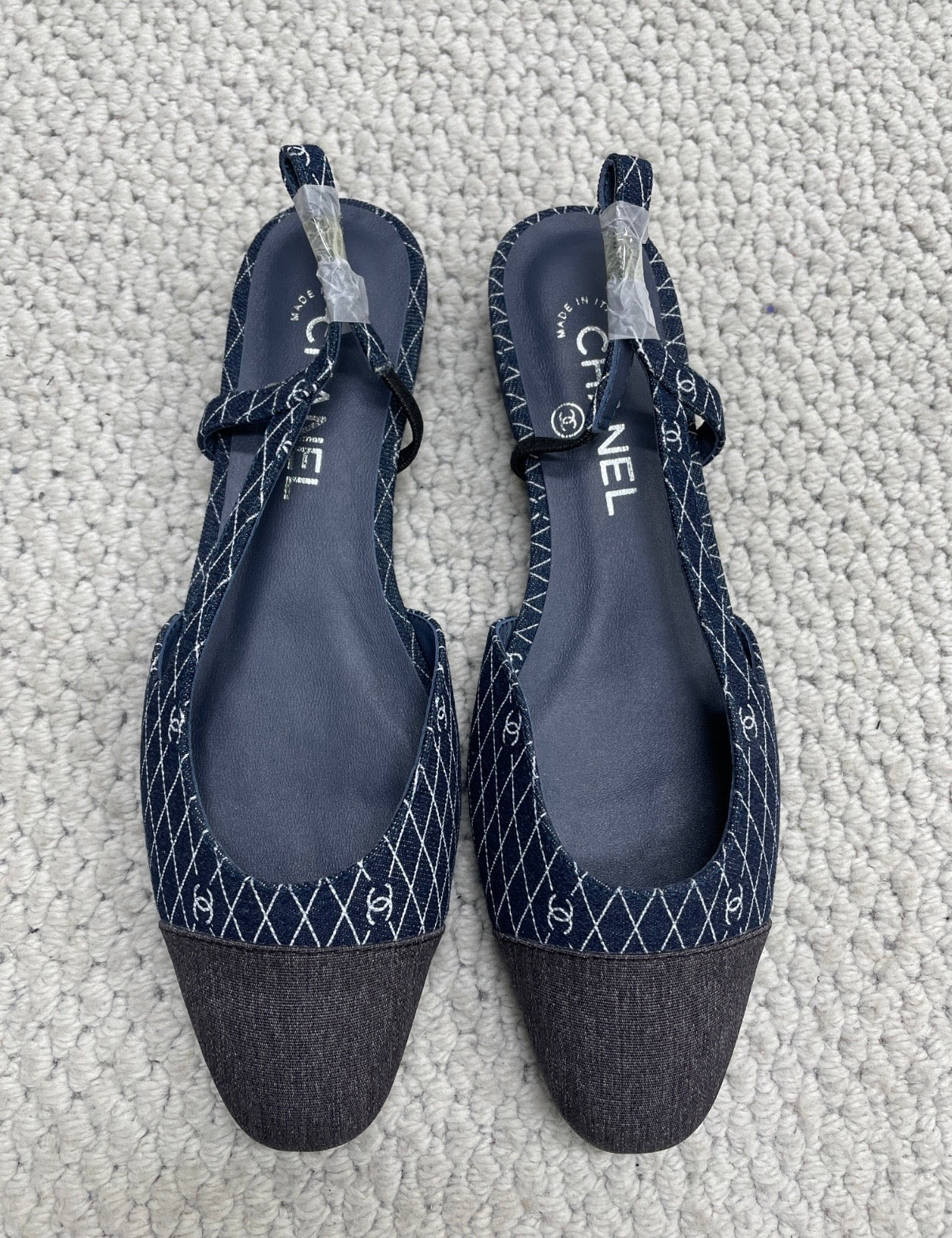 Slingbacks motif