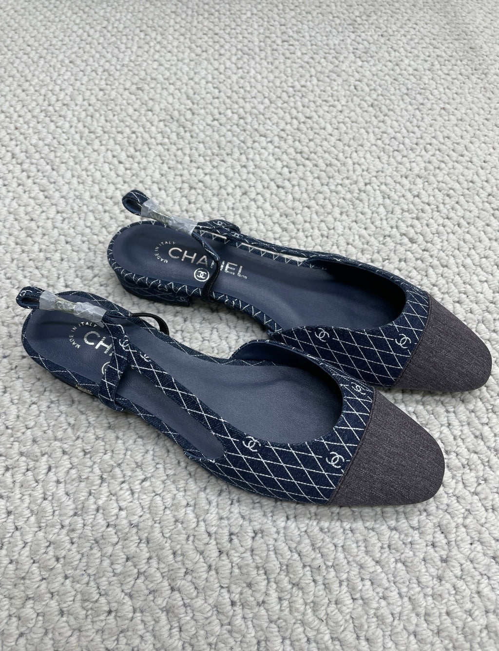 Slingbacks motif
