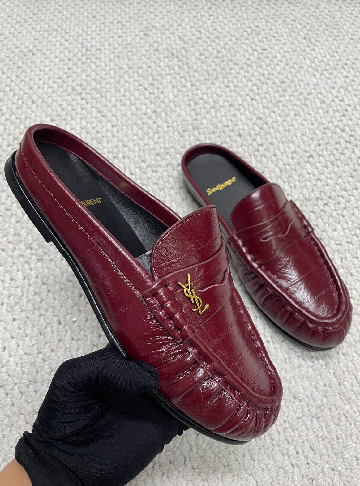 Mule façon mocassin bordeaux