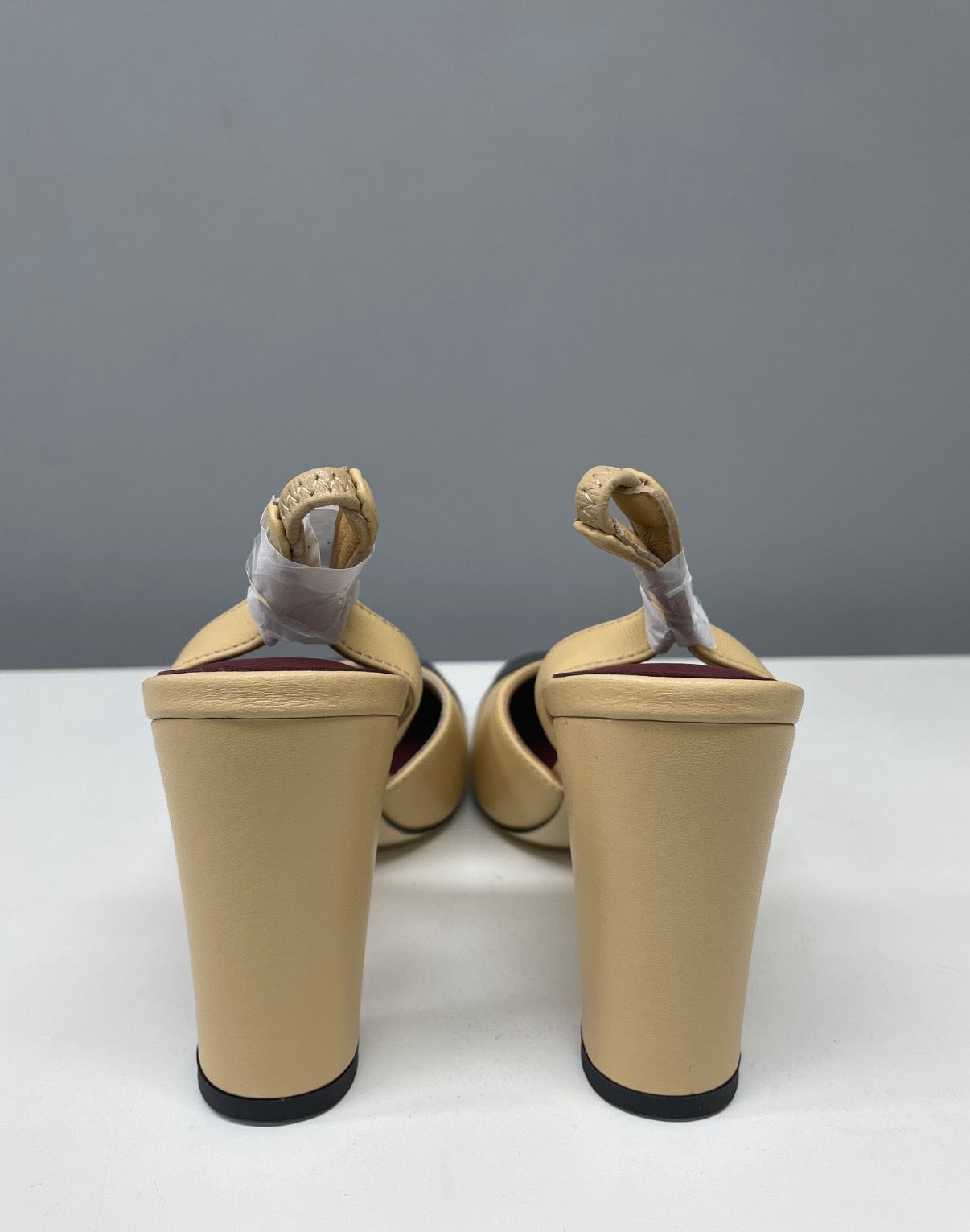 Slingbacks à talon bout carré